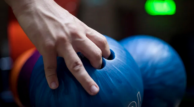 模拟保龄球运动馆设备