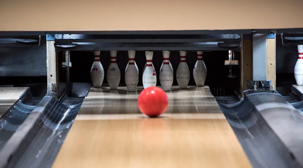 室内模拟保龄球体育馆