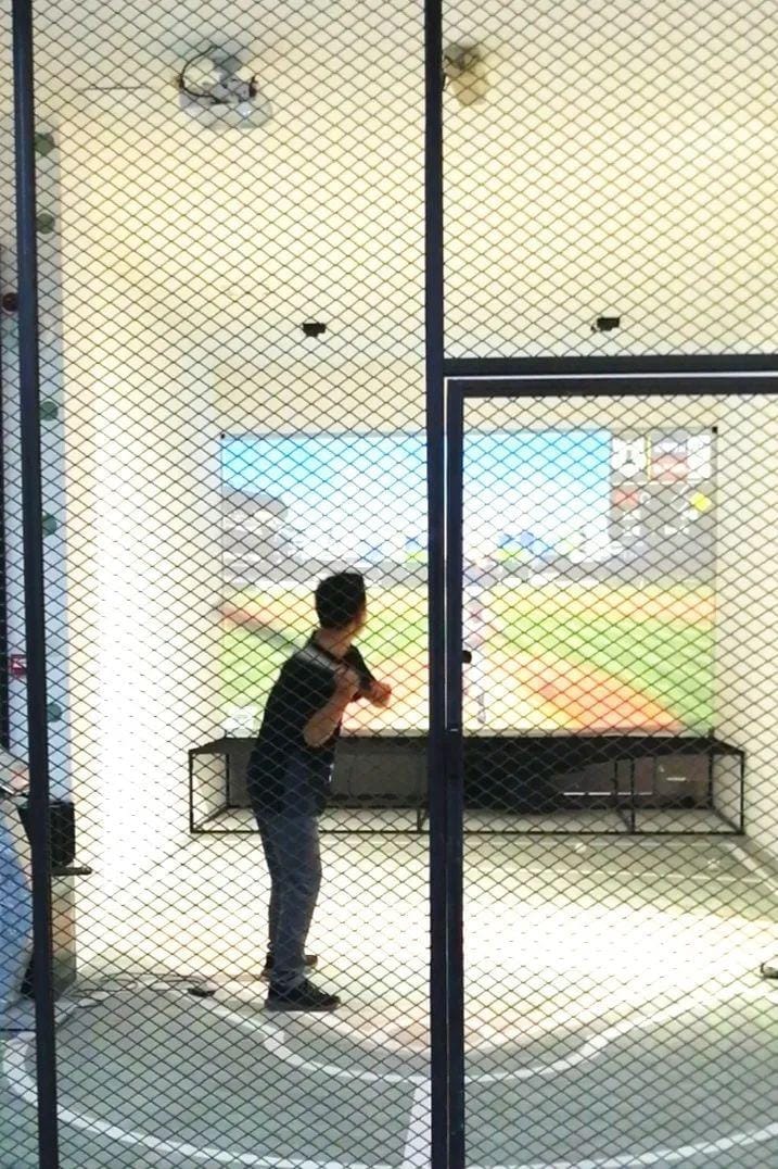 室内互动模拟羽毛球运动馆