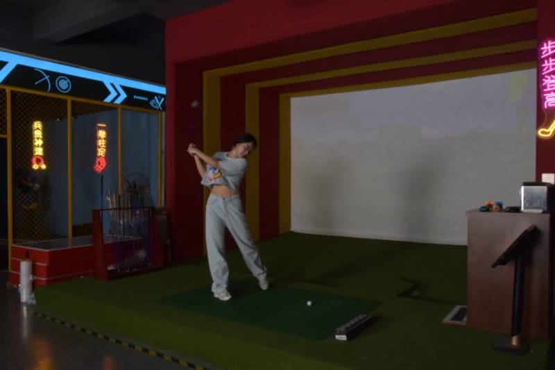 模拟足球体育馆策划设计施工